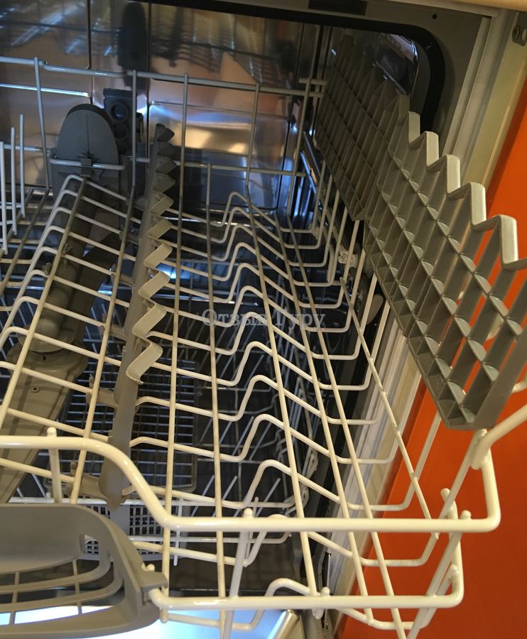 Встраиваемая посудомоечная машина Бош 60 см верхний короб