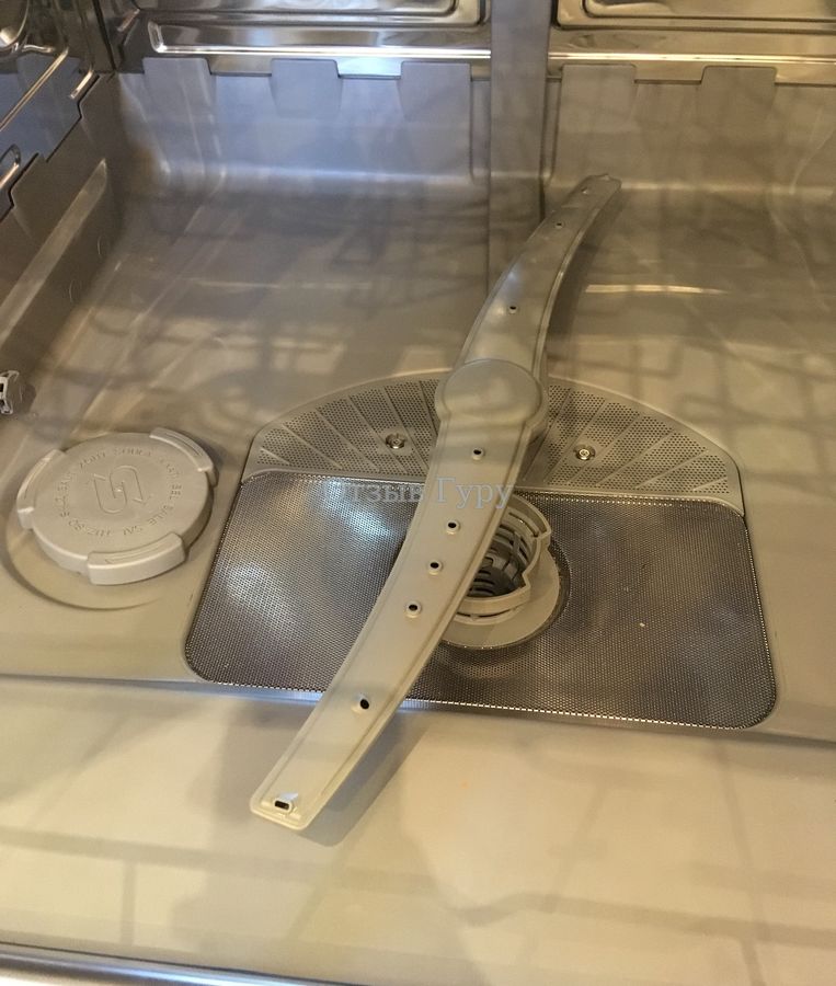 Встраиваемая посудомоечная машина Бош 60 см нижнее коромысло